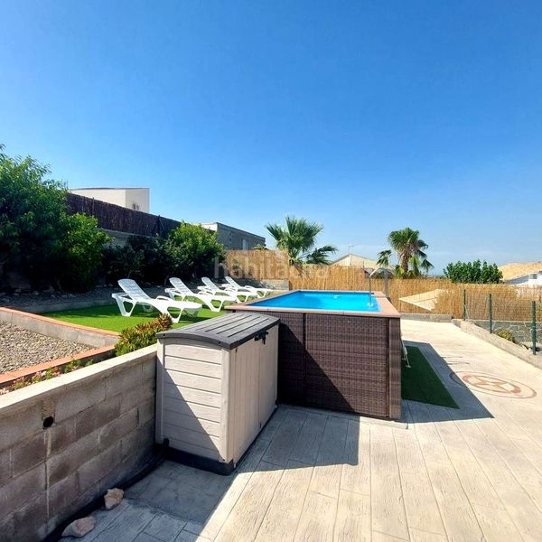Foto 2c6851ed-9df1-4f24-af1e-268521540375. Casa amb piscina a Olèrdola