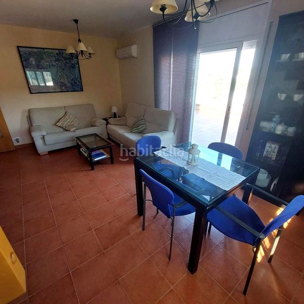 Foto 6915d06c-9111-4aa3-83ab-827ab3b931a6. Casa amb piscina a Olèrdola