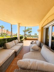 Flat in Avinguda oliva nova 16. Piso amueblado al lado de campos de golf y mar en 5 minutos