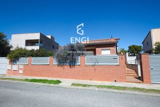 Chalet  Sanera. Chalet independiente con gran terraza en calafell