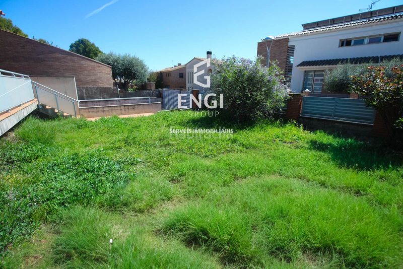 Foto e6fbc30e-e487-4e9c-b702-727be0e133fb. Xalet amb calefacció aparcament a Ciutat jardí Bonanova Calafell