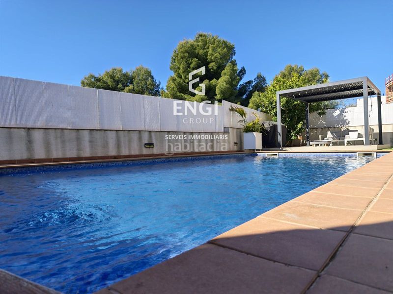 Foto d6c45e05-7cc3-472c-9a65-bf43f4070c98. Xalet amb calefacció aparcament piscina a Ciutat jardí Bonanova Calafell