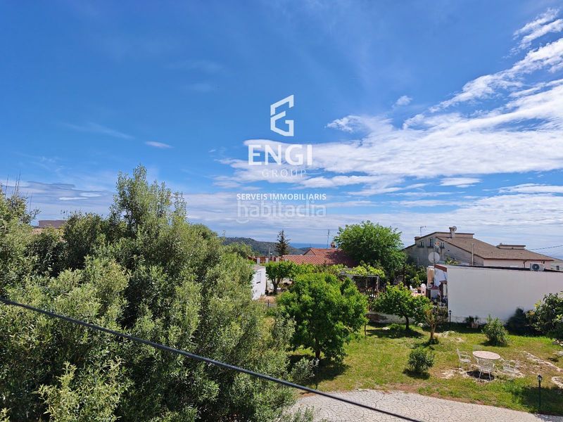 Foto 859f22a3-c14a-4090-b9cb-5057e5a05937. Chalet en Bellvei