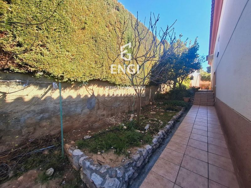 Foto cf4ffd08-7fbd-40fc-a88f-791c9398ac02. Xalet amb calefacció aparcament a Segur de Calafell nucli urbà Segur de Calafell