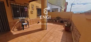Casa adossada  Verge de montserrat. Oportunidad en les peces! acogedora planta baja con aire acondic
