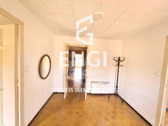 Foto e4aedd57-a892-446e-8382-faa9e10cc9b2. Xalet amb calefacció aparcament a Salomó