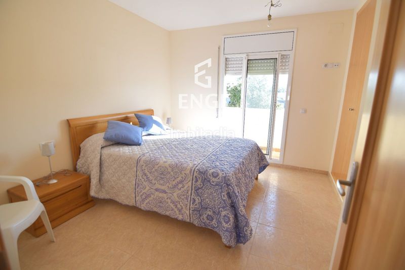 Foto d18dfb1a-a563-4682-bf07-533c822c6788. Casa adossada a Santa Oliva