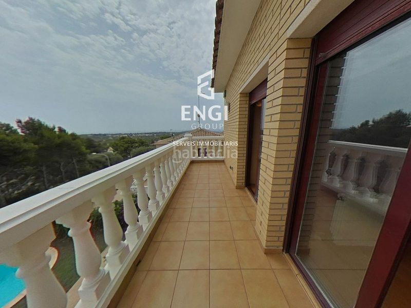 Foto ca1b3d22-ab90-44c9-bee5-b54e41bf8ae4. Xalet amb calefacció aparcament piscina a Roda de Barà