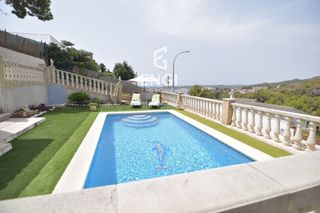 Casa a schiera  Pedrera. Adosado en venta en roda de berà