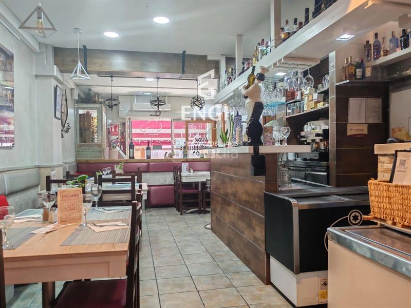 Foto 802bf04f-0af9-4a79-81e1-5ca0516922a5. Local comercial a Centre Castelldefels