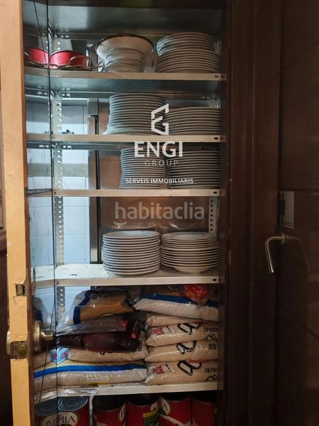 Foto cde12f58-f5d1-4d0e-9f23-6f722d9e1405. Local comercial a Centre Castelldefels