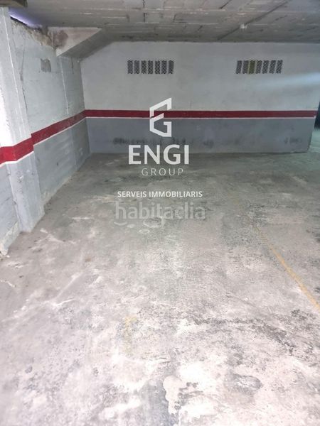 Foto 93b17355-3f80-46e6-a86b-474781ebde26. Aparcament cotxe a Centre Torredembarra