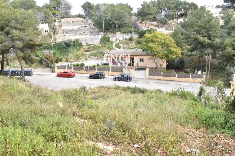 Foto 49c7d0ba-136f-43cd-9eb6-3a71a0b2c43b. Finca rústica a costa Cunit - els jardins - els rosers Cunit
