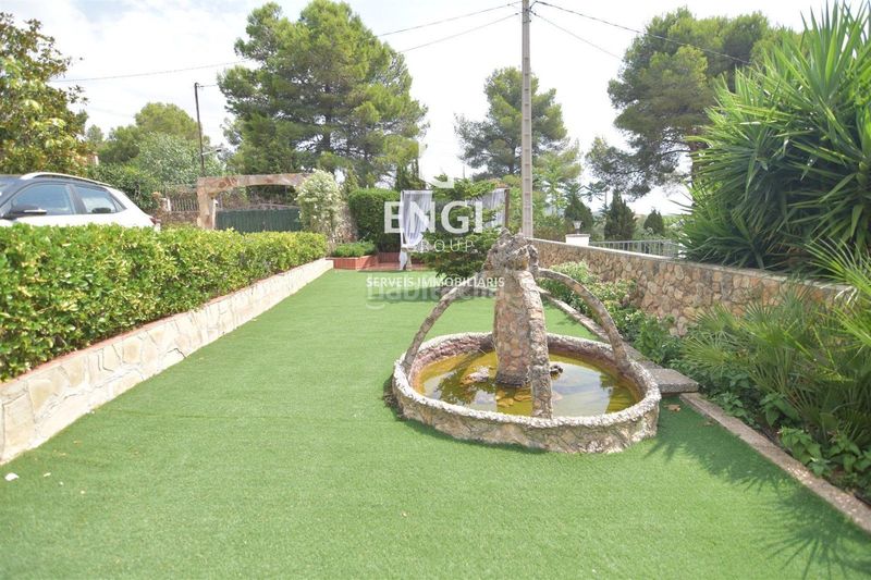 Foto 74a7e4fb-e874-44d4-9b57-40483271bab6. Casa amb piscina a Montmell (El)