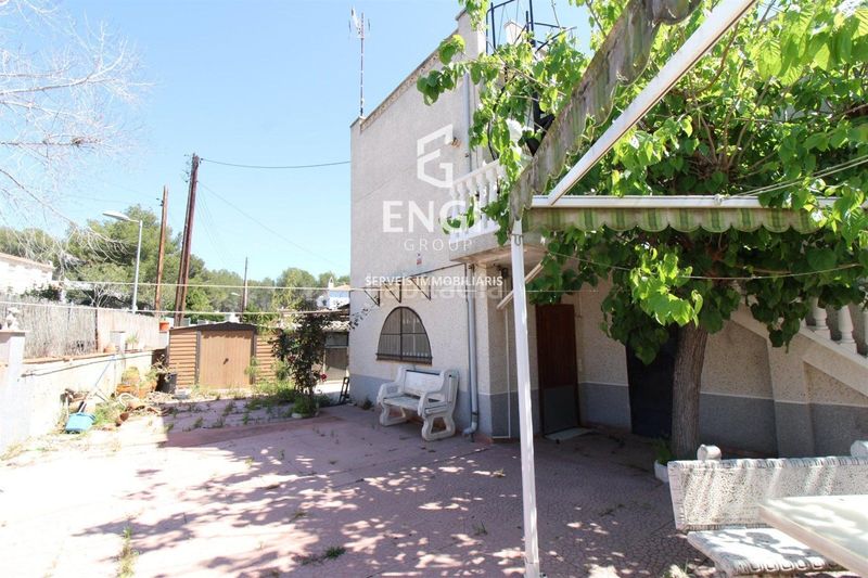 Foto ab0cdcda-2f23-4aff-9d15-9b3b985a1f0e. Casa adossada amb calefacció aparcament a Cunit residencial Cunit