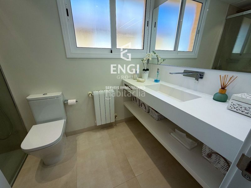 Foto 1489d233-44c4-4b3a-9c4f-84da7dfd9aa4. Àtic amb calefacció aparcament piscina a Bonavista Vendrell (El)