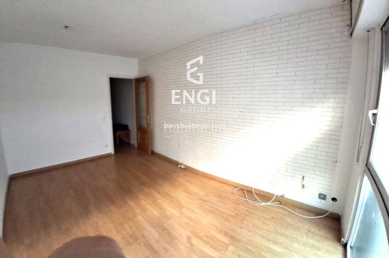 Foto 779e4ab7-eb4b-473b-8c81-0a9b844bcc0f. Pis a Calafell platja Calafell