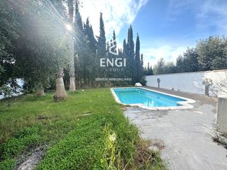 Chalet  Avenc de l. Chalet independiente con piscina y garaje