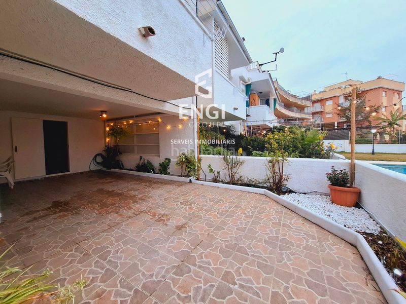 Foto daf4a9d5-5540-417b-aff1-12a74ea1d308. Casa adossada amb calefacció aparcament piscina a Segur de Calafell