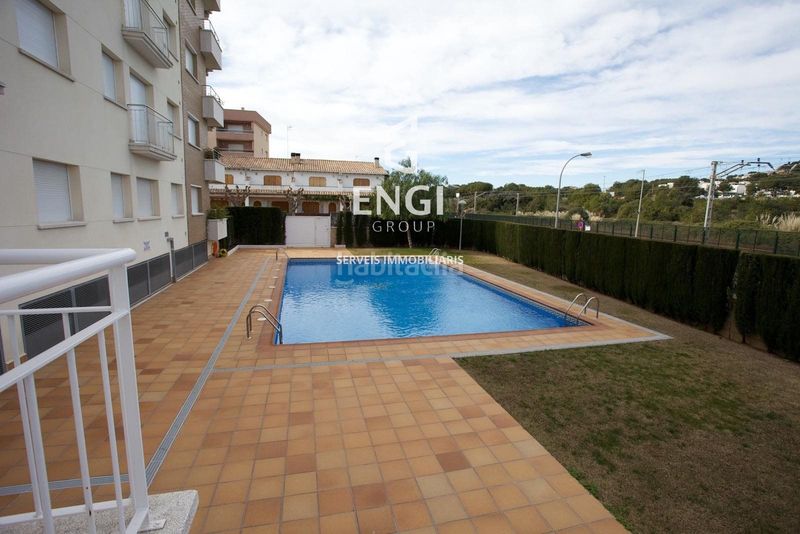 Foto ed47bcfc-4851-44fa-8400-9dd56ae666c6. Àtic amb calefacció aparcament piscina a L´Estany Calafell