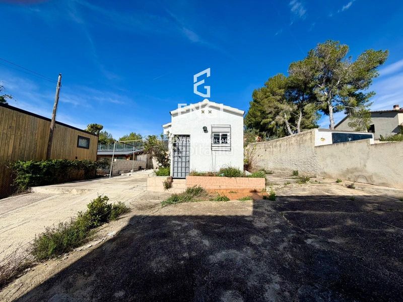 Foto 336b8e11-ebd9-4981-95c6-617ce37dd785. Xalet a Centre Vendrell (El)