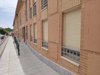 Etagenwohnung in San Martín de la Vega. Urb. privada con piscina