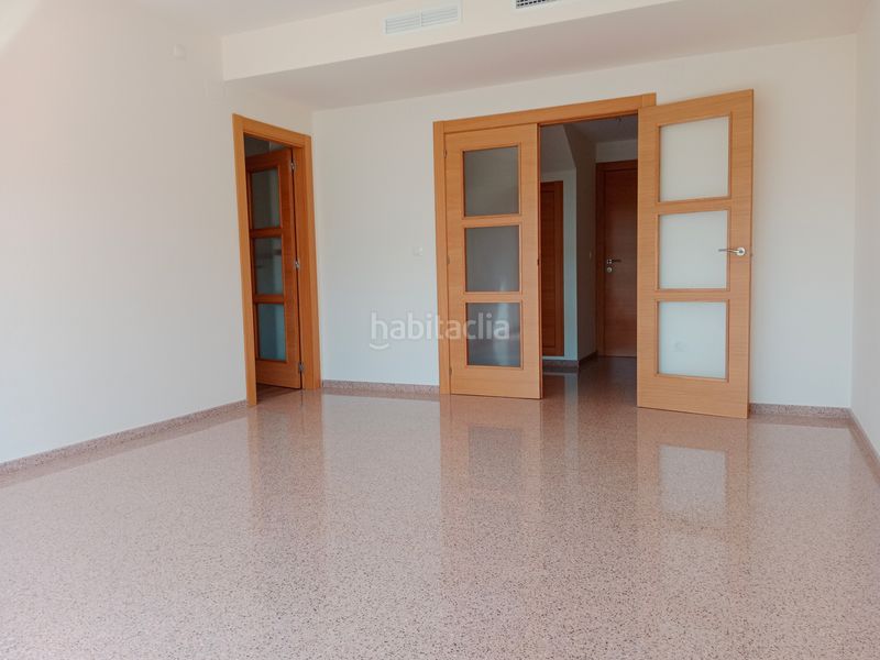 Foto cd0609b9-c94b-4fea-8830-1d50b0b4a8b1. Duplex con parcheggio in Centro Elda