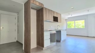 Appartamento in Calle uruguay 6. Luminosa vivienda a estrenar en elda