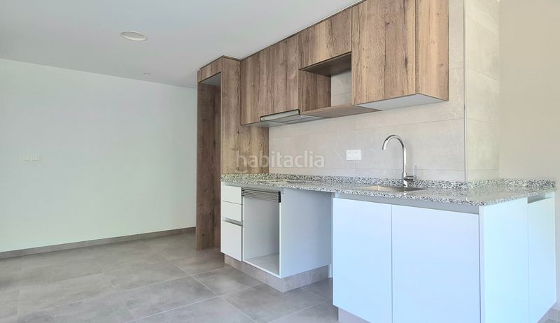 Foto 4fa5e13e-bce1-4726-92cf-6513b01c1a0d. Pis a calle uruguay 6 a Las Trescientas-San Francisco-Ciudad Vergel Elda