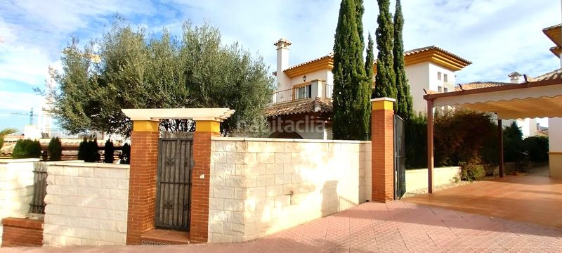 Foto c8c32e54-bdba-4b17-95be-585be2bb2617. Lloguer xalet amb calefacció aparcament piscina a Rojales