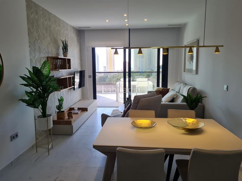 Foto 2fd8d21c-aa2a-4ea0-99bb-14de70806314. Apartament amb calefacció piscina a Via Parque Benidorm