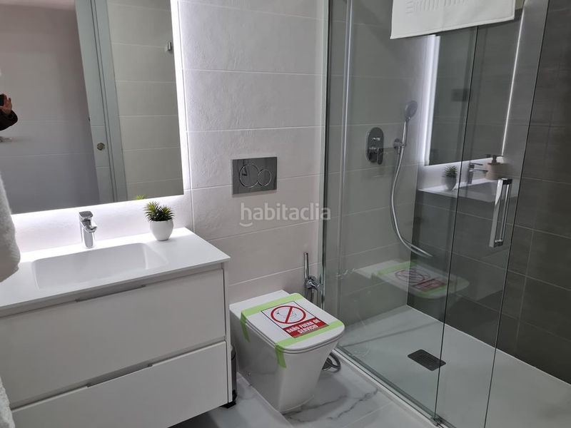 Foto 97721f6b-163e-4251-817f-9778e02a4a6f. Apartament amb calefacció piscina a Via Parque Benidorm