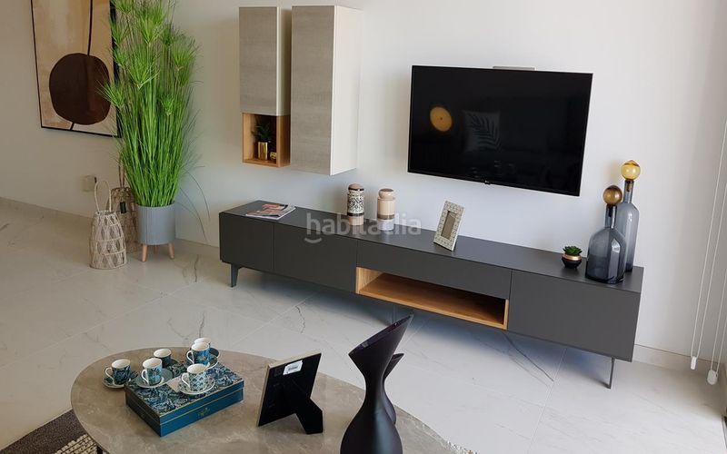 Foto b4c82a24-90da-4bf3-8dee-282ce46f1a01. Apartament amb calefacció aparcament piscina a Playa Poniente Benidorm