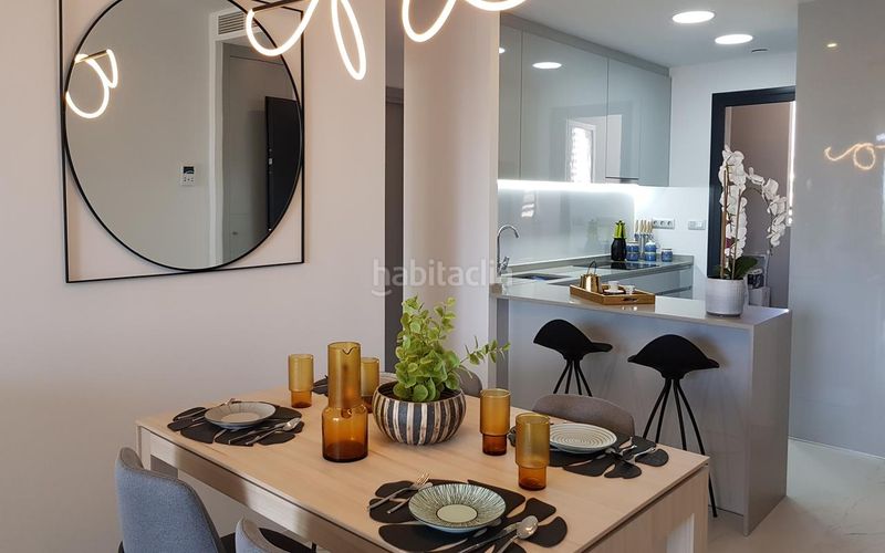 Foto ea670106-9fb6-4861-95fc-9a2b4bd381ad. Apartament amb calefacció aparcament piscina a Playa Poniente Benidorm