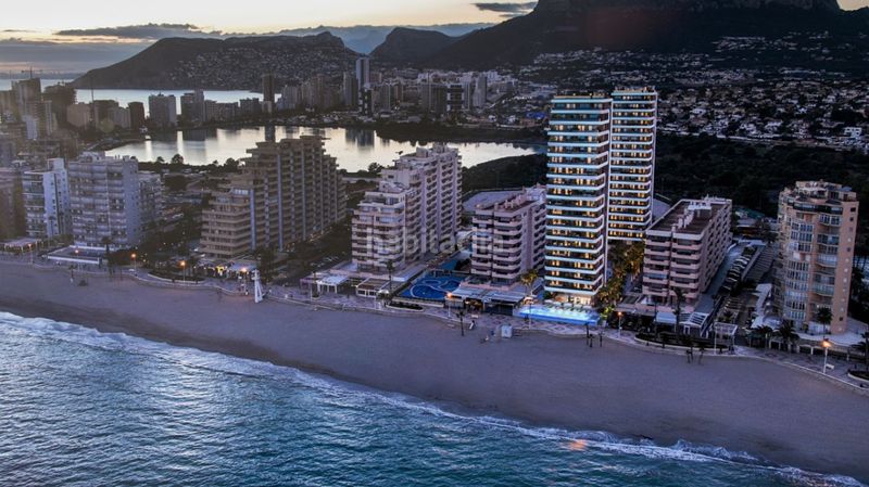Foto 5e8f1c3c-ec19-42a9-bab6-e1221479d783. Dúplex amb aparcament piscina a Zona Levante - Playa Fossa Calp