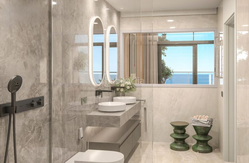 Foto 4cf0ad5e-8991-4b8c-8eeb-9ba548b50475. Apartament amb aparcament piscina a Playa Poniente Benidorm