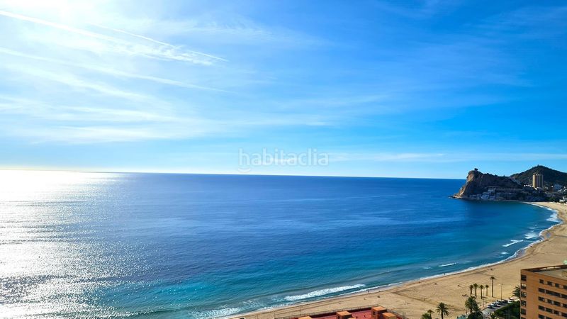 Foto c10b75cc-97ce-42ae-80d0-8389f92afbae. Àtic amb calefacció aparcament piscina a Playa Poniente Benidorm