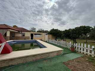 Chalet à Carmona. Chalet alcala, pradollano