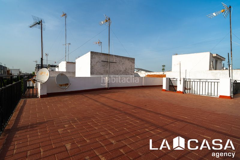 Foto ce4f4c48-dd6d-4c3a-a7c8-f4c05d962bbb. Xalet a Bellavista Sevilla