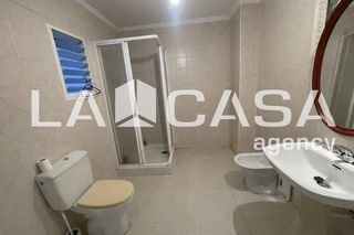 Haus  Calle azofairon. Casa con gran potencial y entradas independientes con posibilida