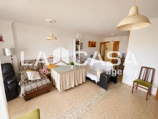 Flat in Centro - Doña Mercedes. Amplio piso de 3 dormitorios  con ascensor en los montecillos, d