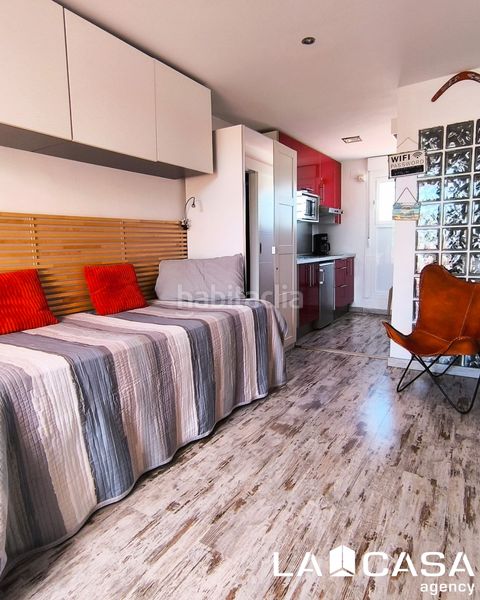Foto 764a63b7-a254-424b-8045-f6996a4fef51. Pis a Cruz Roja Sevilla