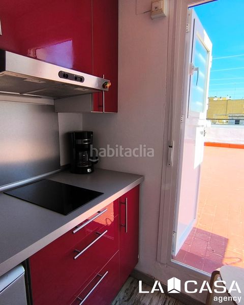 Foto ca526d5f-44fe-4696-a24a-807681601e52. Pis a Cruz Roja Sevilla