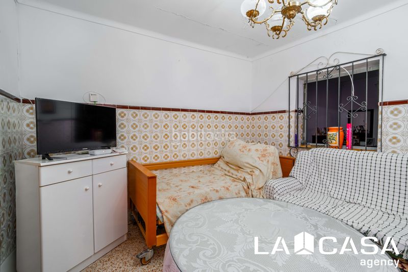 Foto acd8087b-f892-447a-8204-8d5565aa543d. Casa a Centro - Doña Mercedes Dos Hermanas