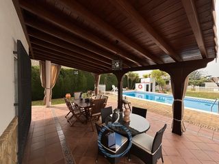 Chalet à Cerros de Montequinto. Chalet los cerros, montequinto