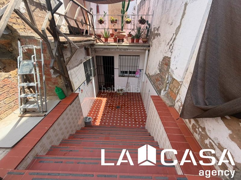 Foto 5cd5fa21-0b32-4f18-8f40-aca87d789854. Casa a Centro - Doña Mercedes Dos Hermanas