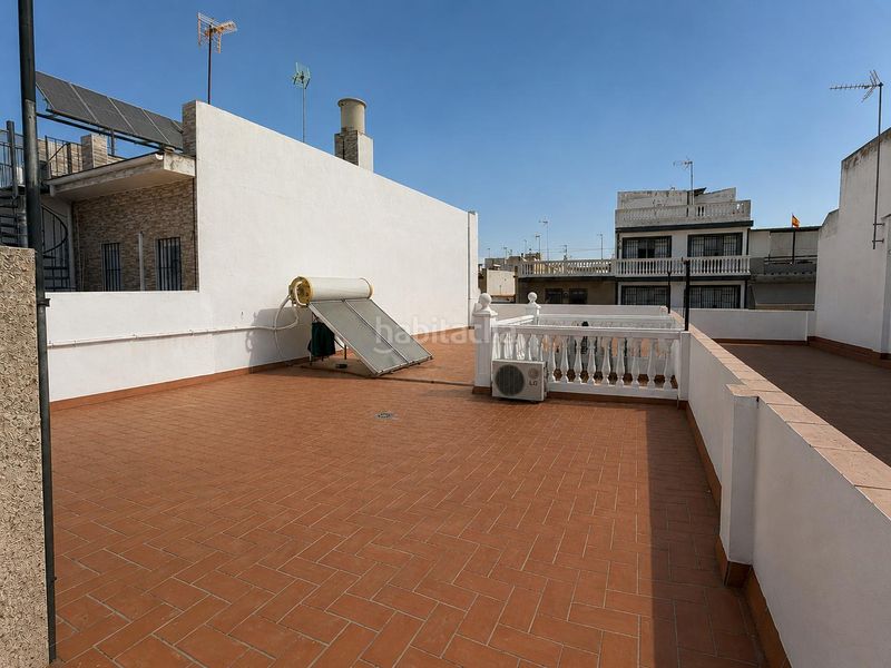 Foto e8c0ff99-74ff-4917-873c-00371512a961. Casa amb aparcament a Centro - Doña Mercedes Dos Hermanas