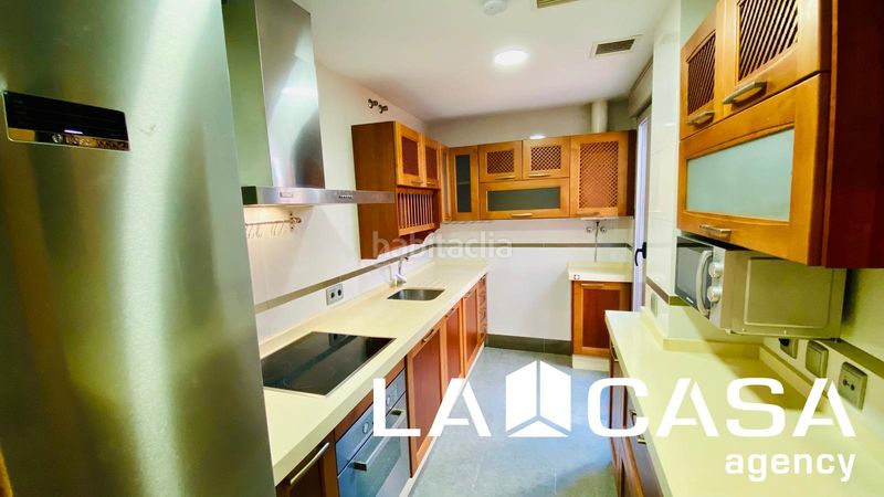 Foto d3a24362-ca0b-4c29-b8a8-83271f5bd626. Alquiler piso alquiler de piso en calle botica en Dos Hermanas