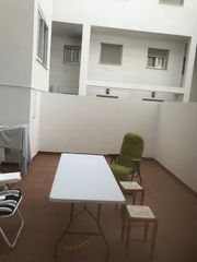 Miete Etagenwohnung in Calle acuario 9. Se alquila piso vacacional por semanas