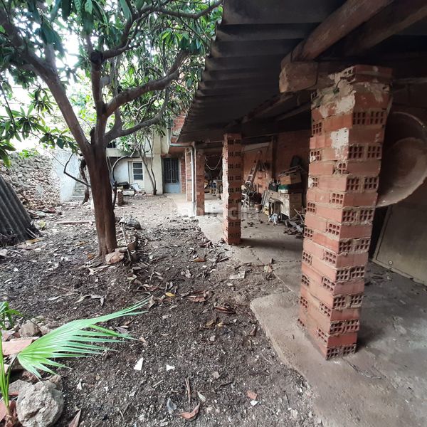 Foto ad21ecdb-8931-42bc-a4d3-0d947fd52938. Casa adossada a Alcúdia de Crespins (l´)